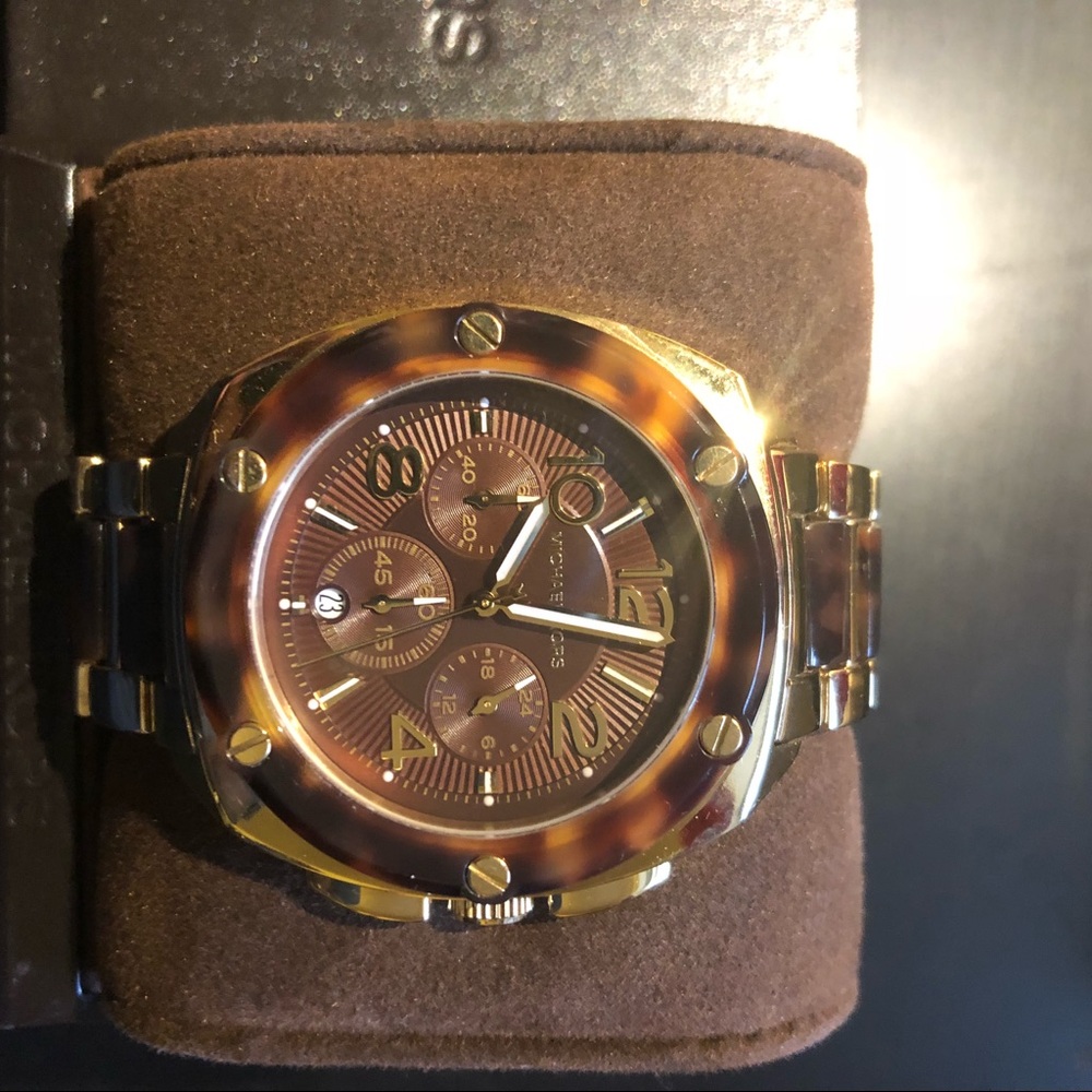 MK Watch